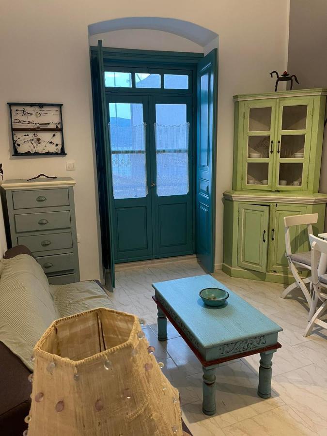 Almira Studios And Apartments Agia Marina  Extérieur photo