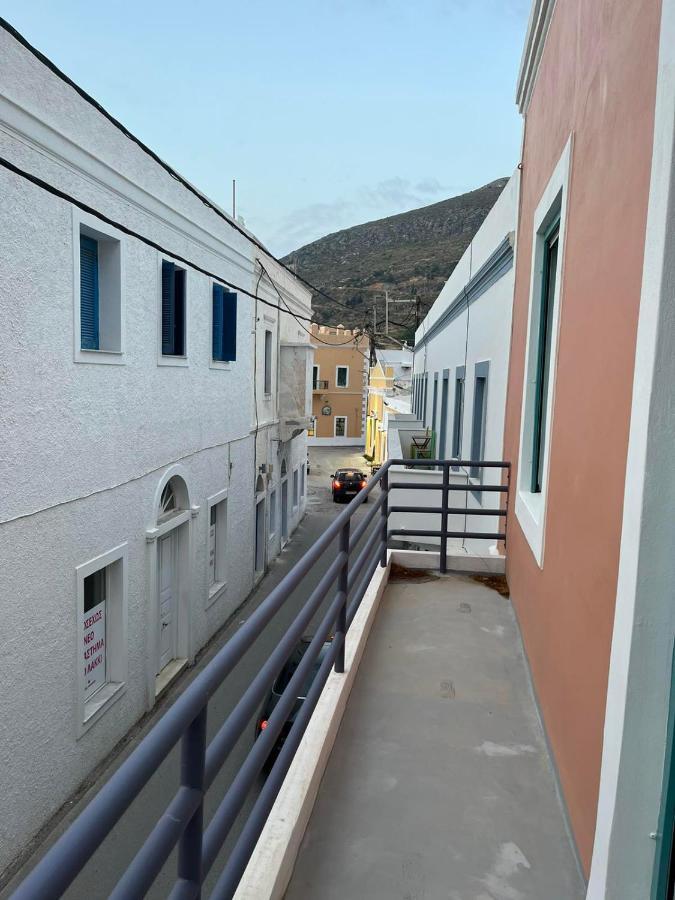 Almira Studios And Apartments Agia Marina  Extérieur photo