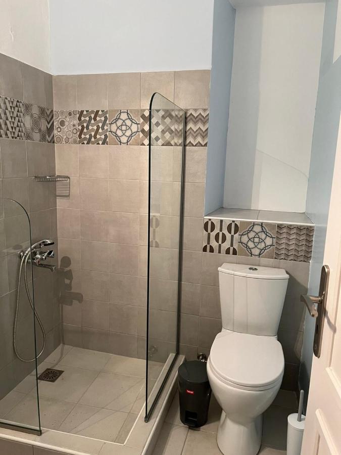 Almira Studios And Apartments Agia Marina  Extérieur photo