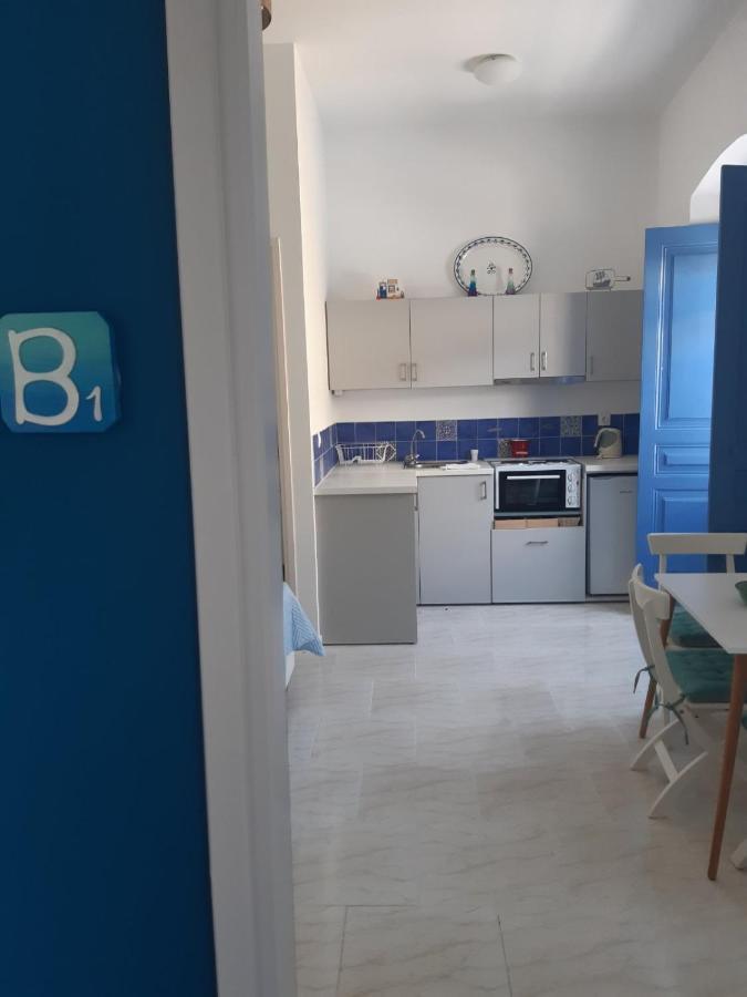 Almira Studios And Apartments Agia Marina  Extérieur photo