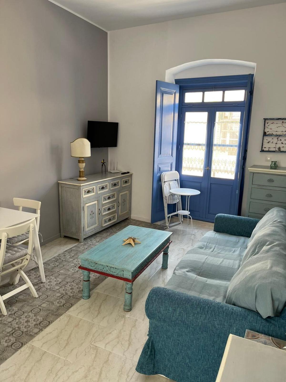 Almira Studios And Apartments Agia Marina  Extérieur photo